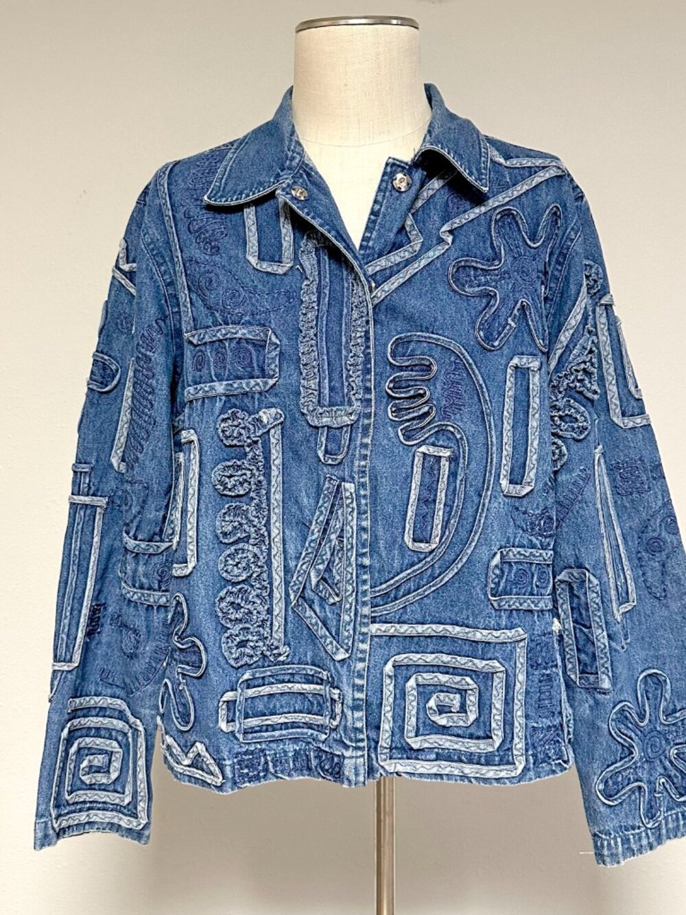 New Directions Art-to-Wear Jacket - Picture 2 of 12